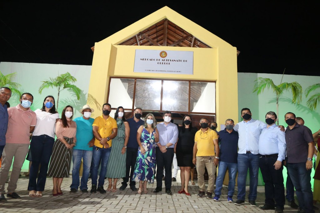 58 ANOS DE EMANCIPAÇÃO: PREFEITA DE CONDE INAUGURA OBRAS E ASSINA ORDENS DE SERVIÇOS EM GURUGI