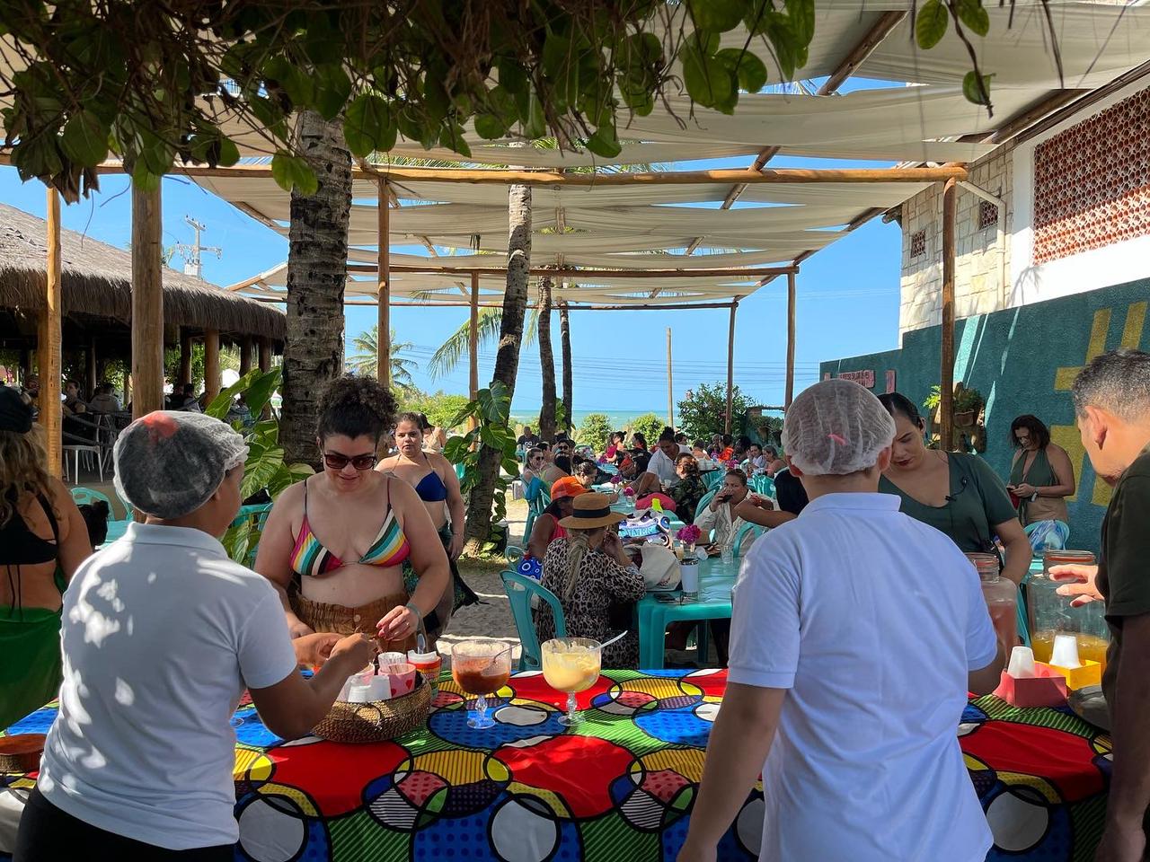 Agentes de turismo do sudeste, sul e centro-oeste participam de Famtour organizada pela Setur de Conde e PBTur