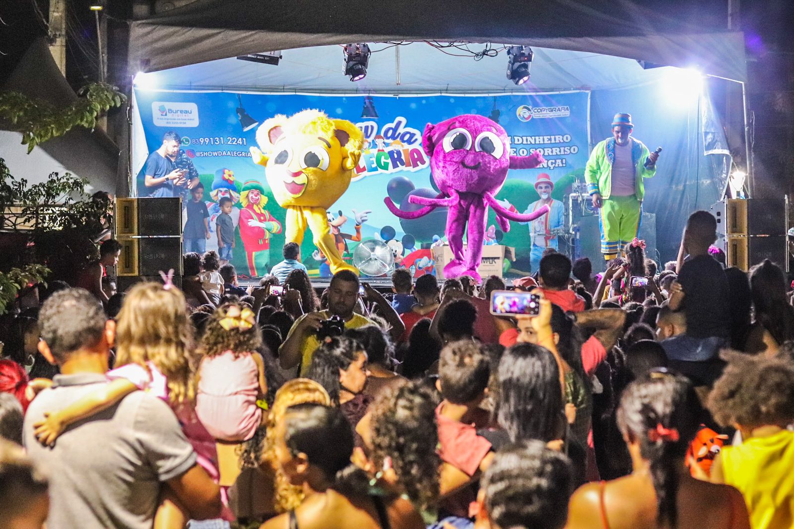 Prefeitura encerra festividades da Semana da Criança com grande festa no centro de Conde