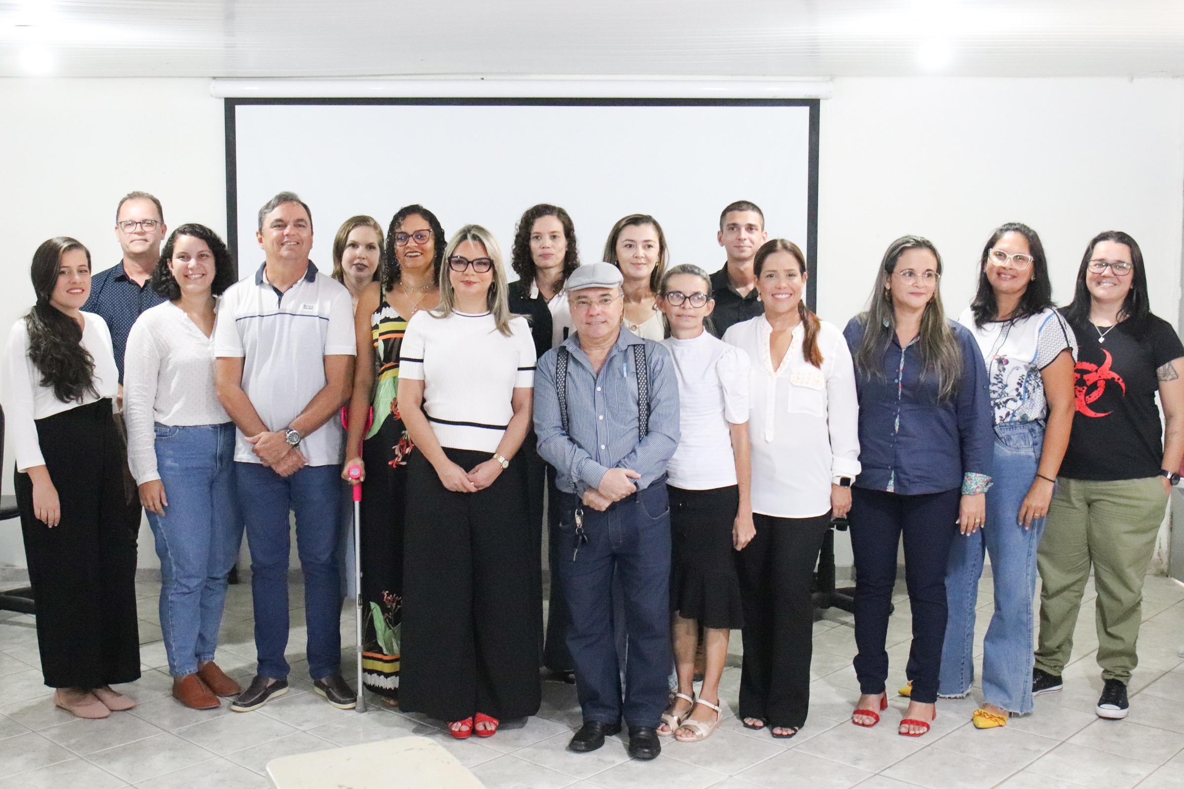 Novos professores aprovados em concurso público tomam posse na Prefeitura de Conde