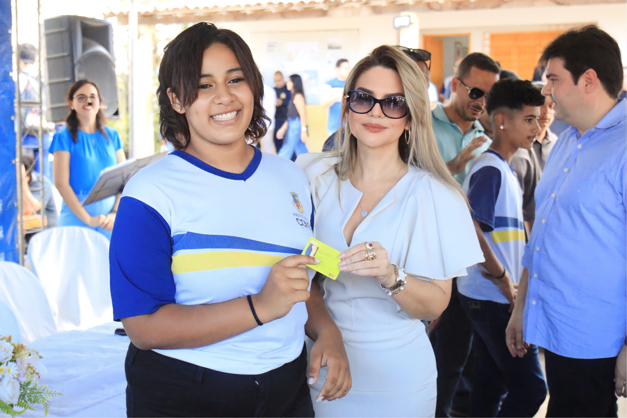 Alunos da Rede Municipal de Conde recebem novas Identidades Estudantis em solenidade com a Prefeita Karla Pimentel