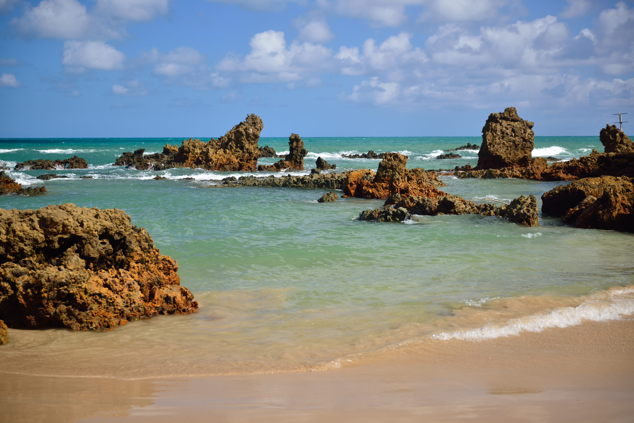 Praias da cidade de Conde apresentam boas condições e qualidade para banhistas, aponta Sudema