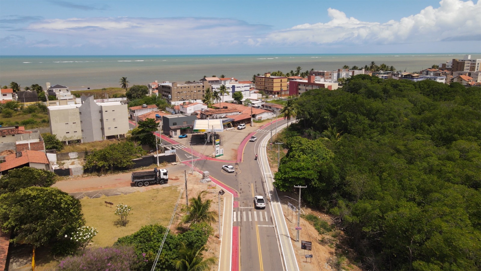 Prefeitura de Conde implementa novo reordenamento viário em Jacumã para garantir mais segurança e fluidez no trânsito