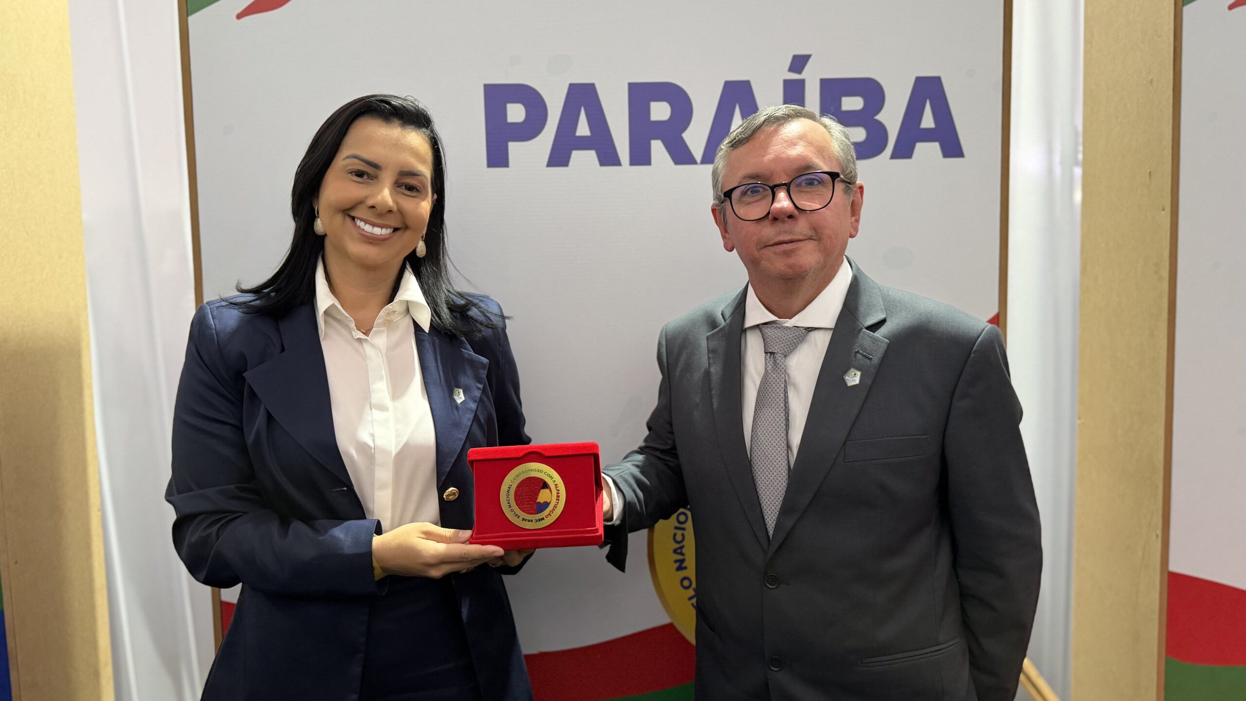 Conde conquista Selo Ouro do MEC e se destaca na alfabetização na idade certa