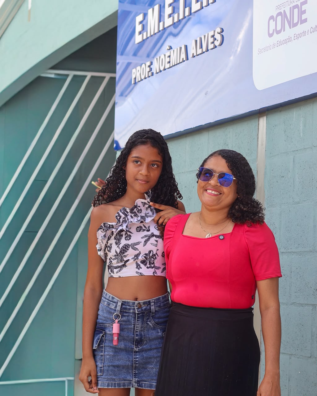 Conde inaugura nova estrutura da Escola Noêmia Alves com 13 salas climatizadas e espaços para ciência e robótica